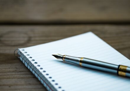 Top 8 Free AI Grammar Checkers for Students 2026